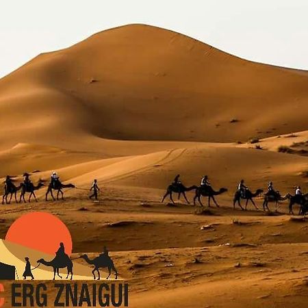 Bivouac Erg Znaigui Hotel Merzouga Bagian luar foto