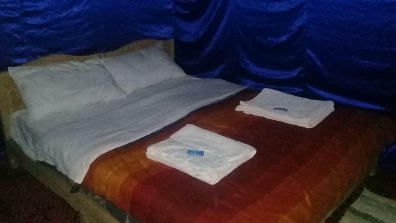 Bivouac Erg Znaigui Hotel Merzouga Bagian luar foto
